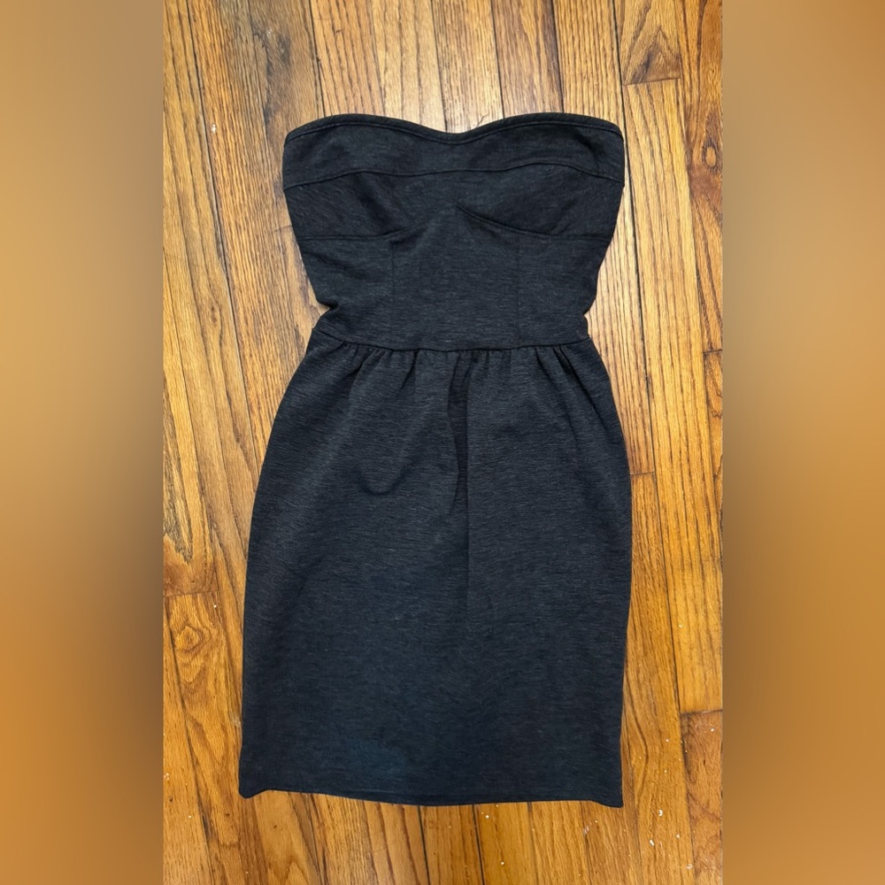 Women’s Backless Elegant Strapless Dress Size XS
